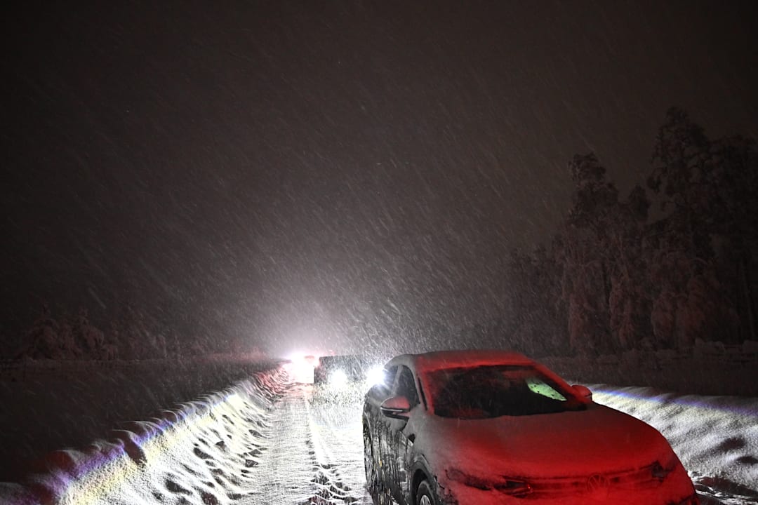 Snøkaos på E22 i Sverige