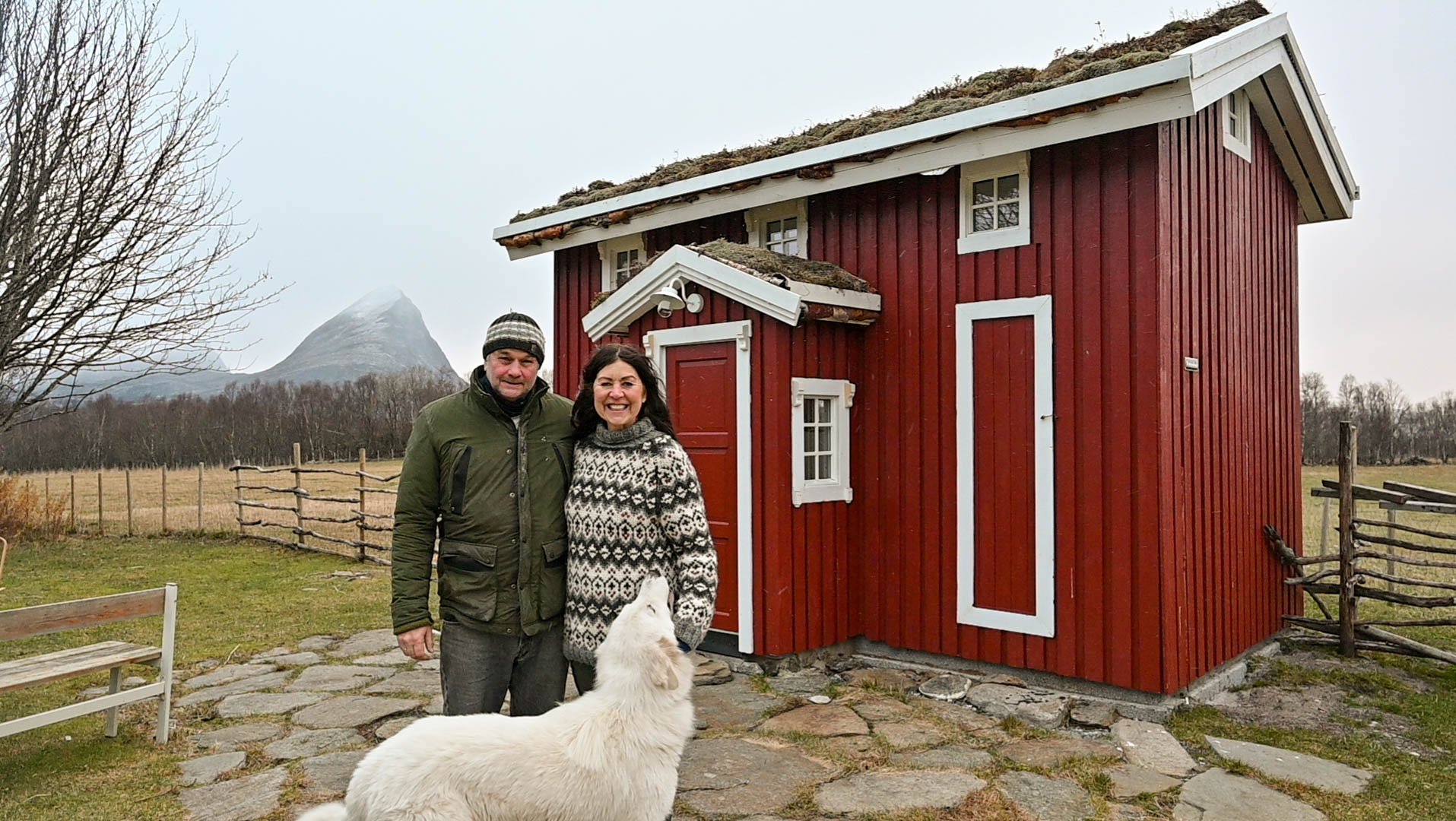 Baard og Ethel Wright, Bitteliten gård