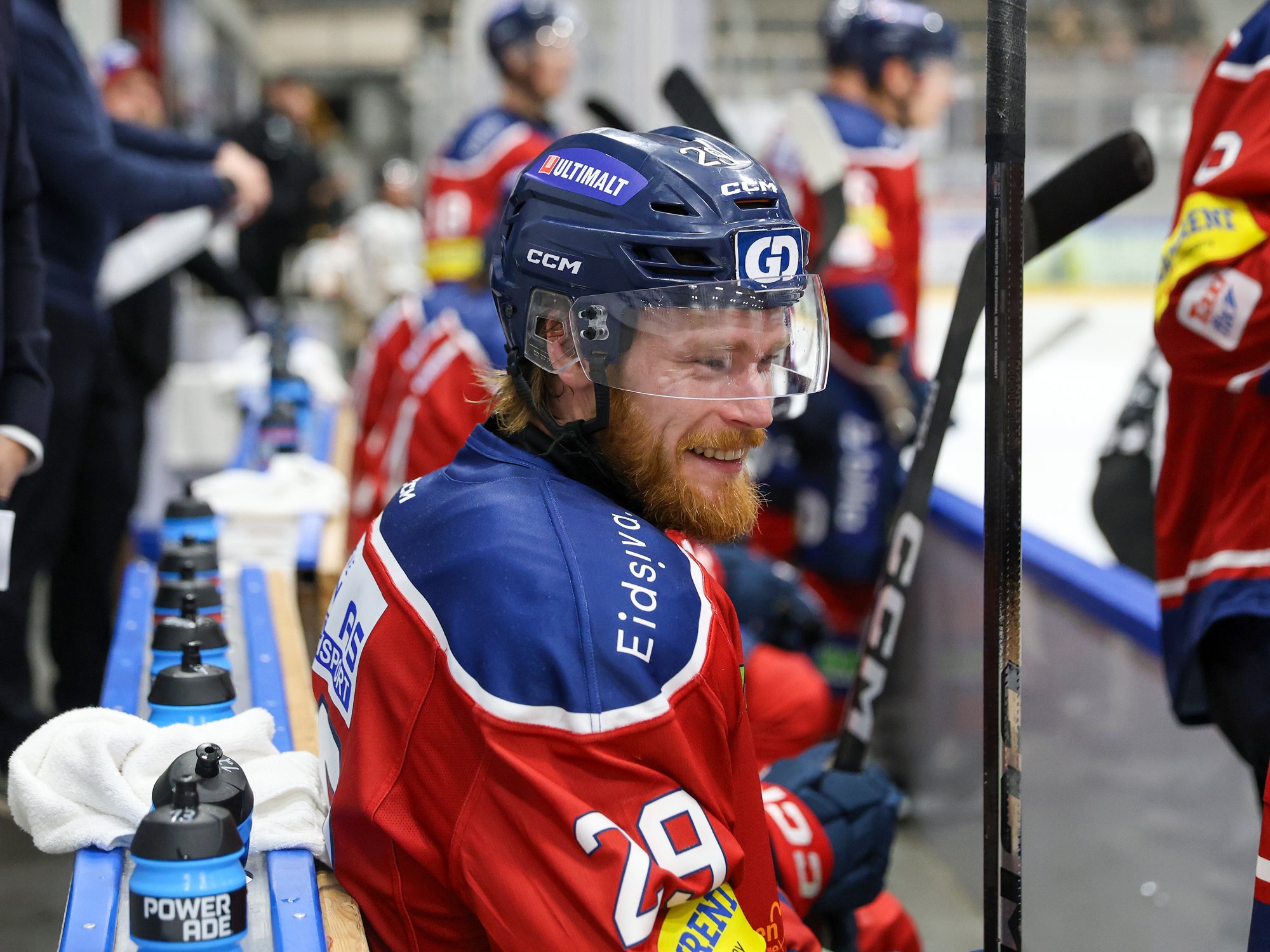 Sykdomsmareritt før viktig kamp – så mange er ute