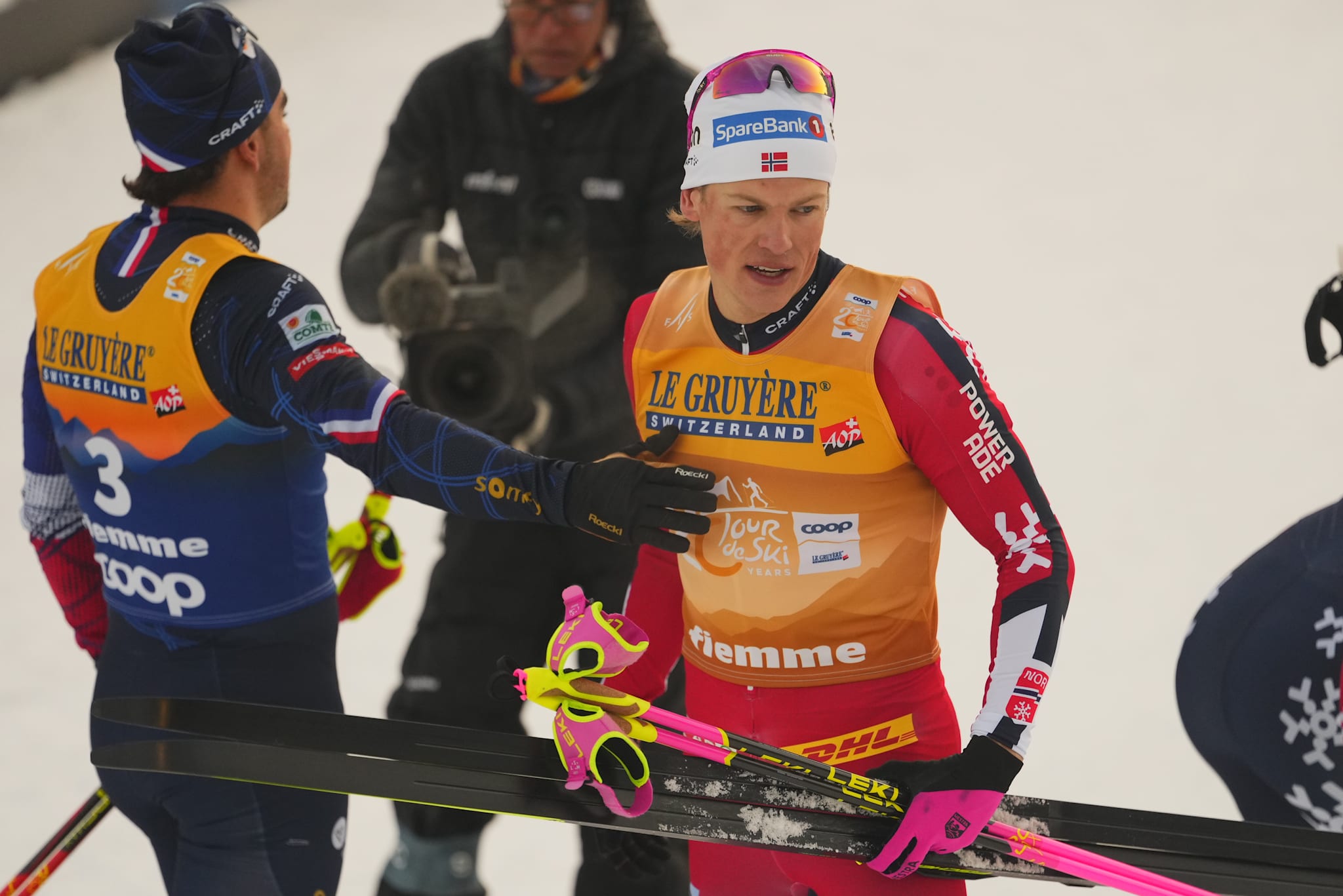 Se så suveren - én måned før OL