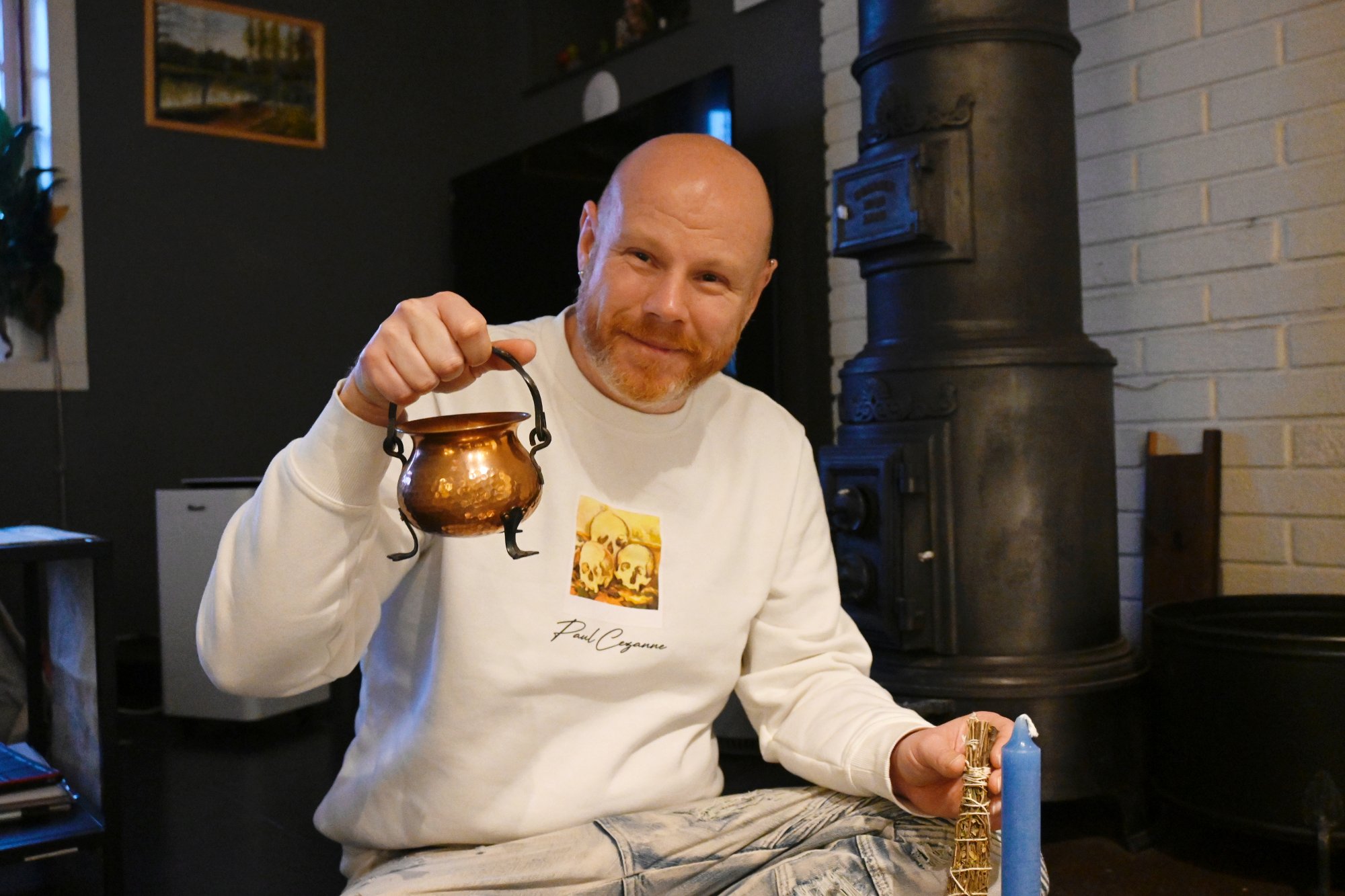 Kim Are er en moderne heks: – Mange tror vi er rare og skrullete