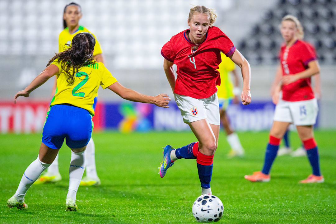 Julie Blakstad klar for Tottenham