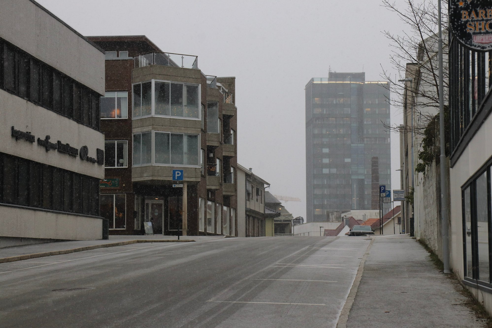 Joda, den første snøen kom, den!