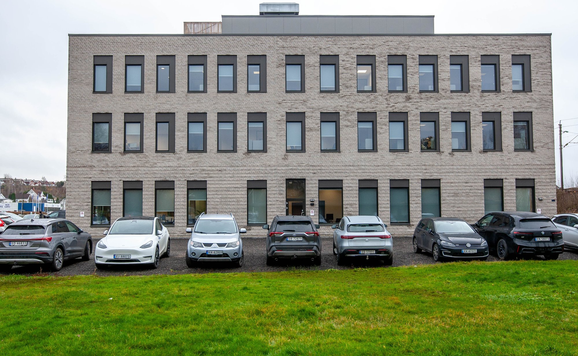 Fikk byggetillatelse med svært begrenset parkering – så dukket det opp en ny parkeringsplass