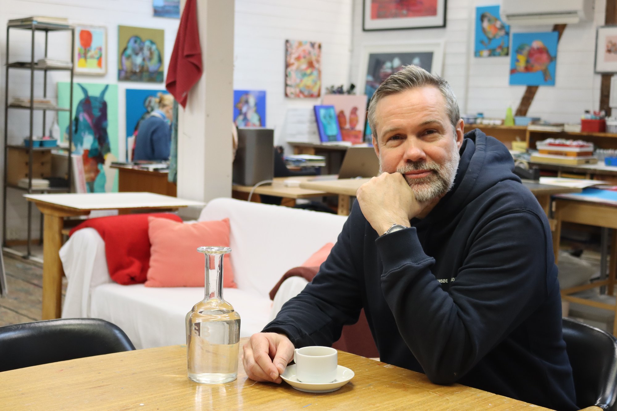 Eivind har jobbet med Schau og Latter - nå har firmaet fylt 25 år