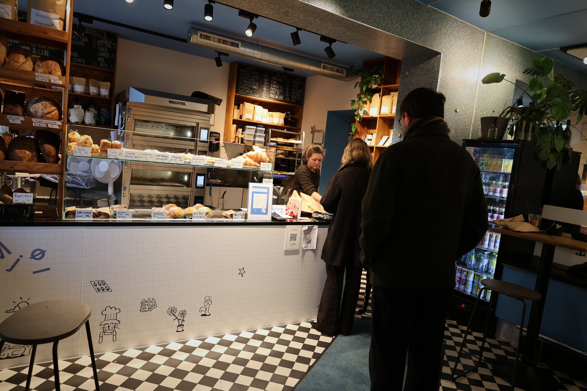 Pengene renner inn. TV-profil hyller bakeriet som dukker opp «overalt»: – Dritbra