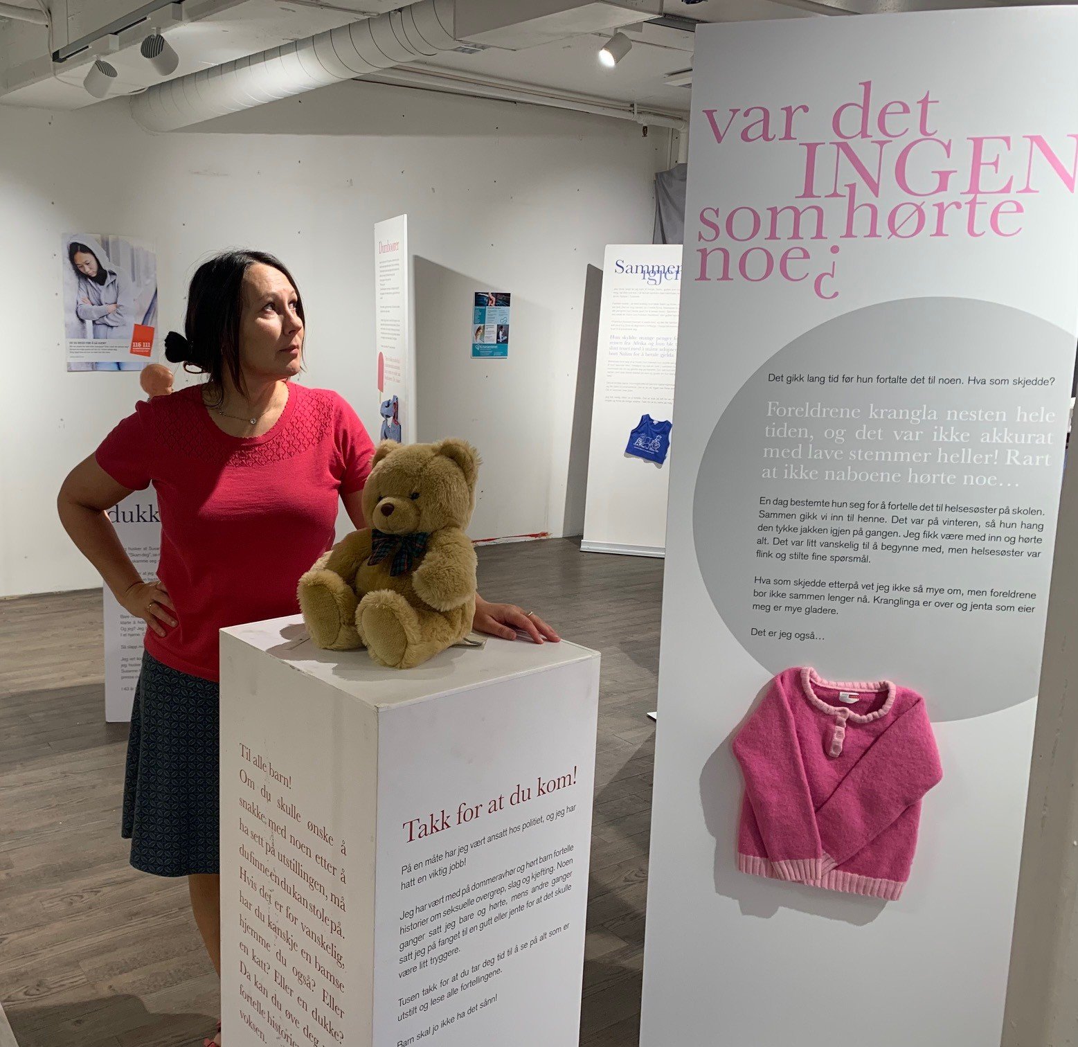 Med vennlig hilsen

June E. Obam

Daglig leder