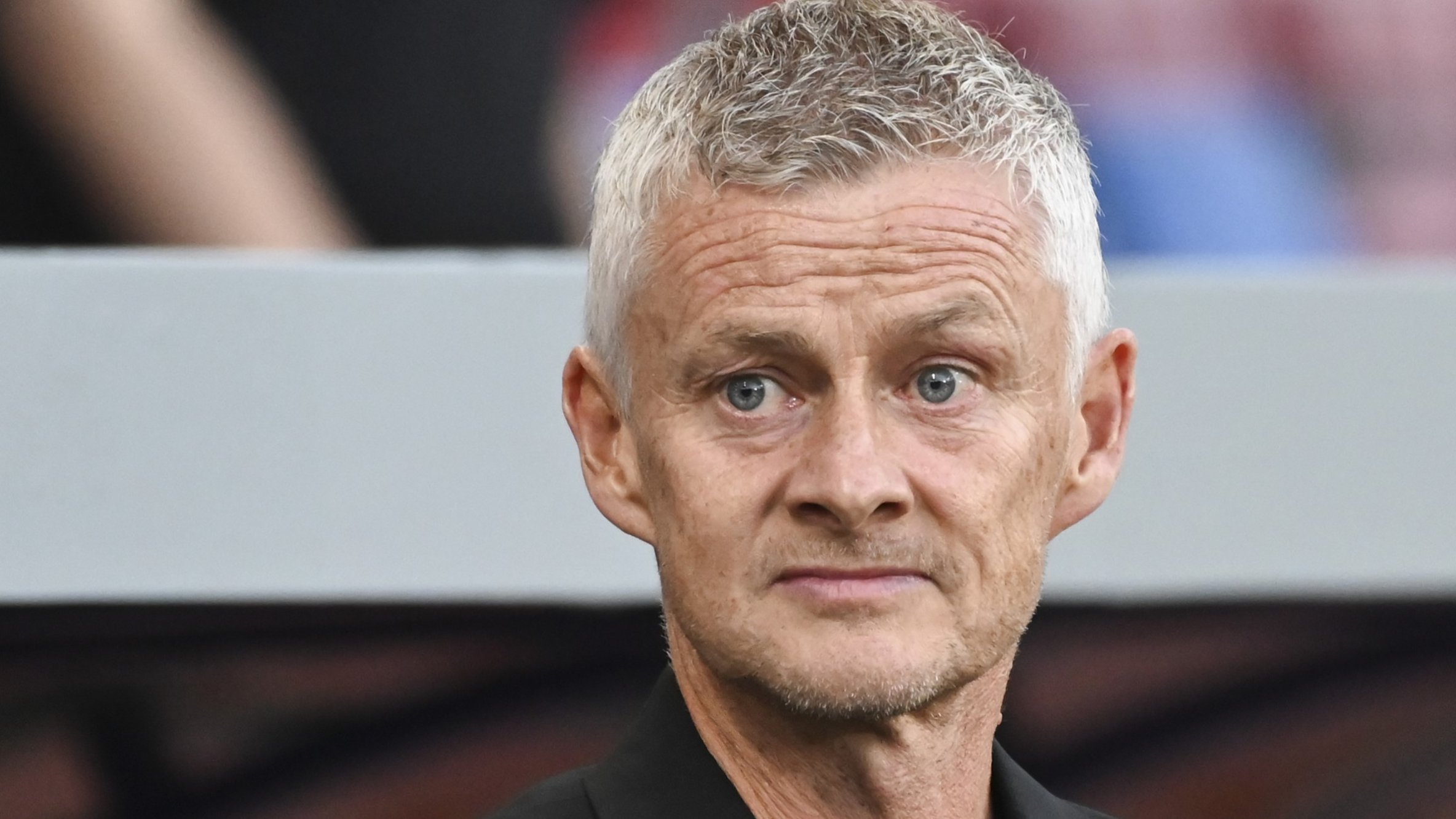 Store overskrifter: – Avbildet i England