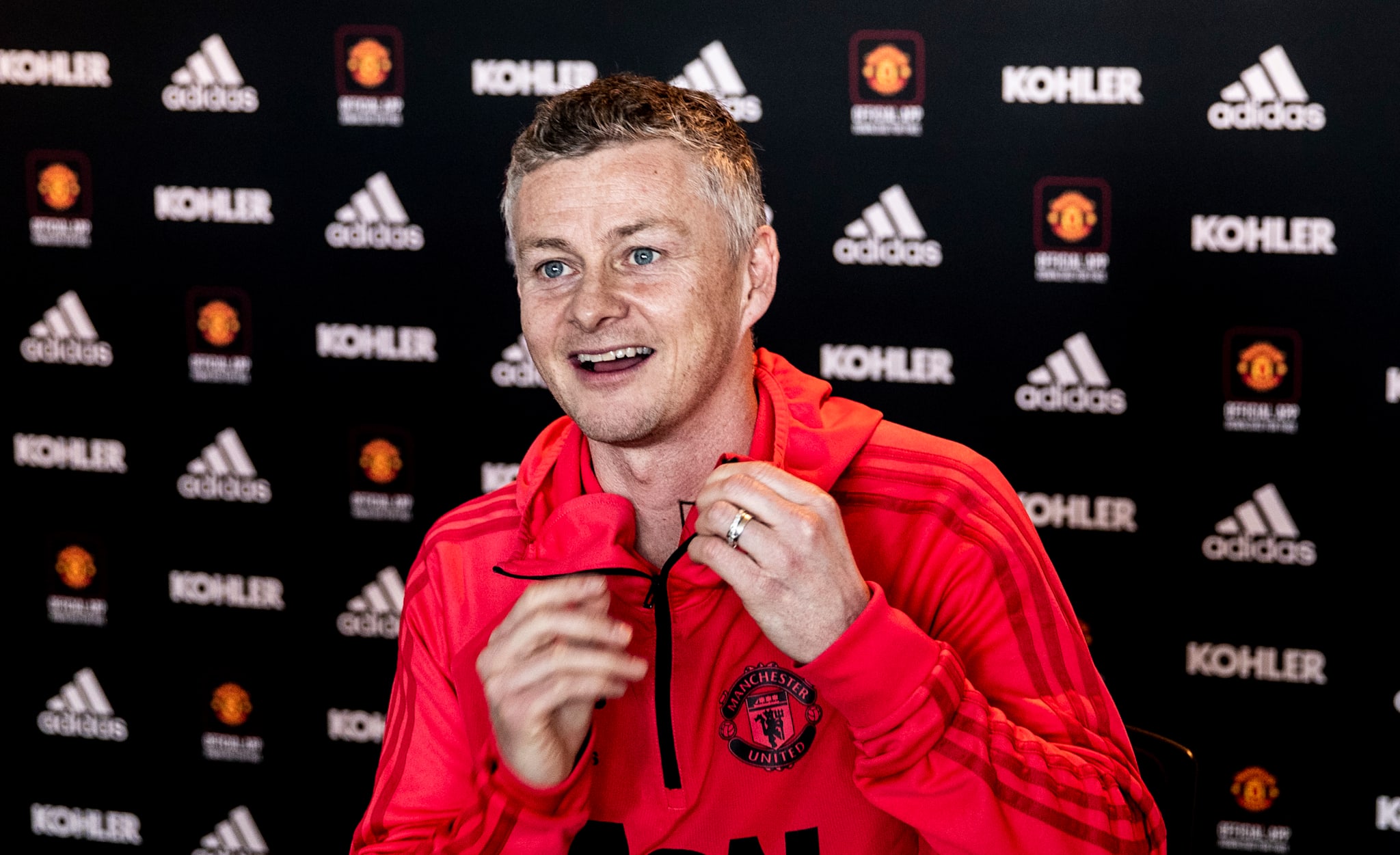 Forhandler om United-kontrakt