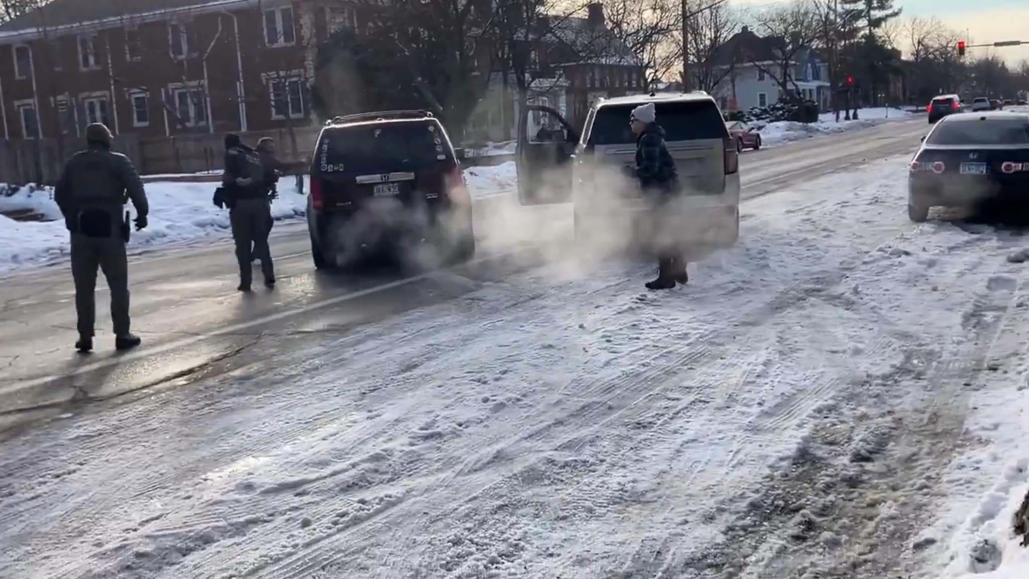 – En forferdelig ting å se, sier Trump. Skylder på den radikale venstresiden.