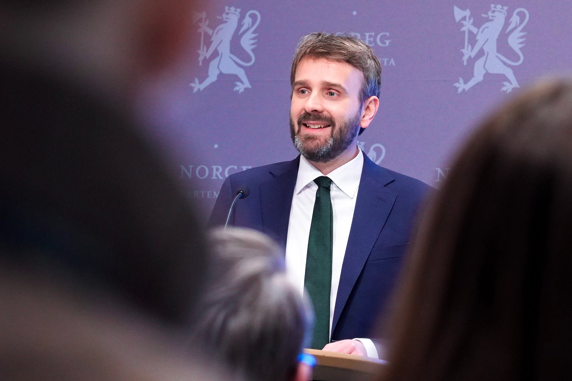 Nye skjermråd: Barn under 12 år bør unngå internett uten tilsyn