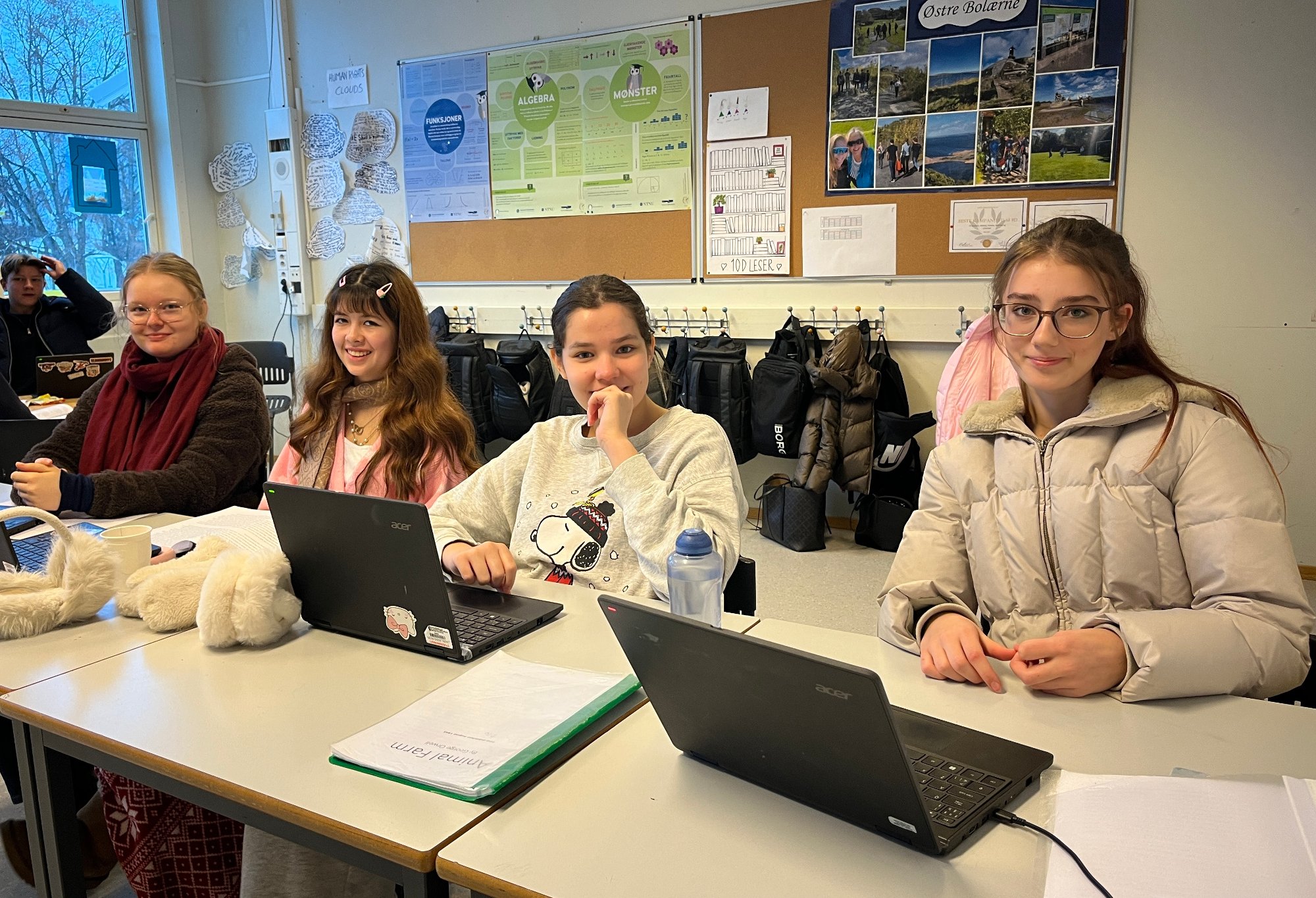 Elevene må sitte med vinterjakka på inne: – Jeg vil helst hjem