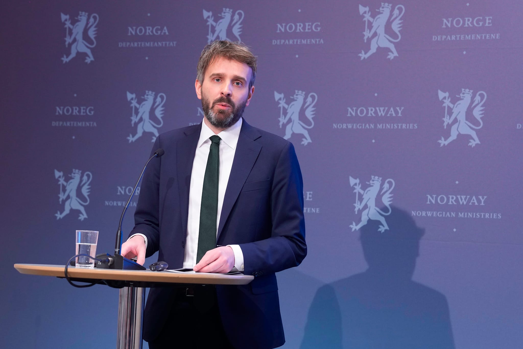 Barn under 13 år bør unngå internett uten tilsyn, er ett av skjermrådene. – Veldig gode nyheter.