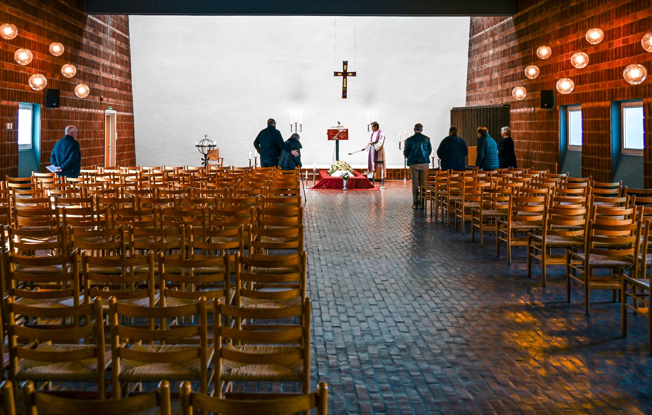 Snakk om bisettelsen