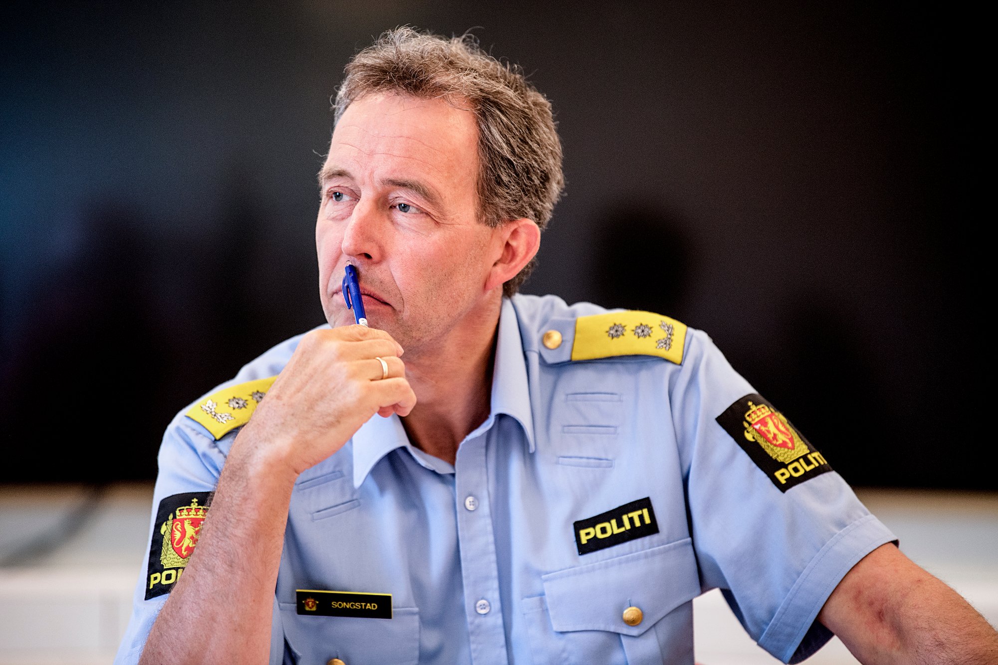 Bergen 20200624. 
Politimester i Vest politidistrikt, Kaare Songstad, under et pressemøte i Bergen sentrum politistasjon. En intern gransking i Vest politidistrikt har avdekket flere tilfeller av seksuell trakassering eller manglende rolleforståelse som leder. – Vårt største problem er at for få tør å si ifra når de blir utsatt for negative opplevelser. Dette skal vi endre, sier Songstad.
Foto: Marit Hommedal / NTB