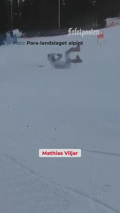 Skrekkskade: Her ryker beinet til Mathias (17)