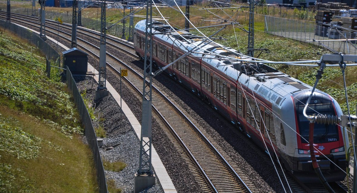 Utsetter plan om fire tog i timen på Vestfoldbanen