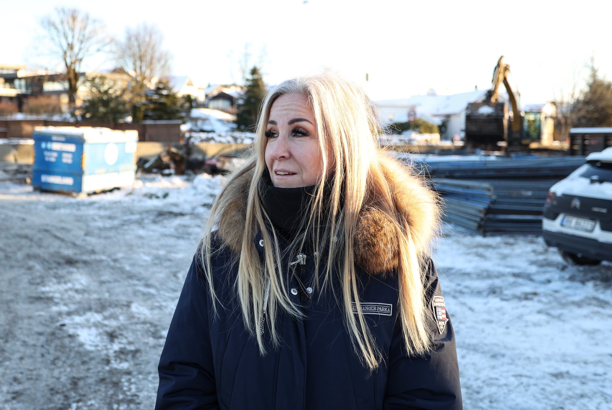 Avhørt om funnet: – Far fortalte meg at han gravde ned penger i hagen