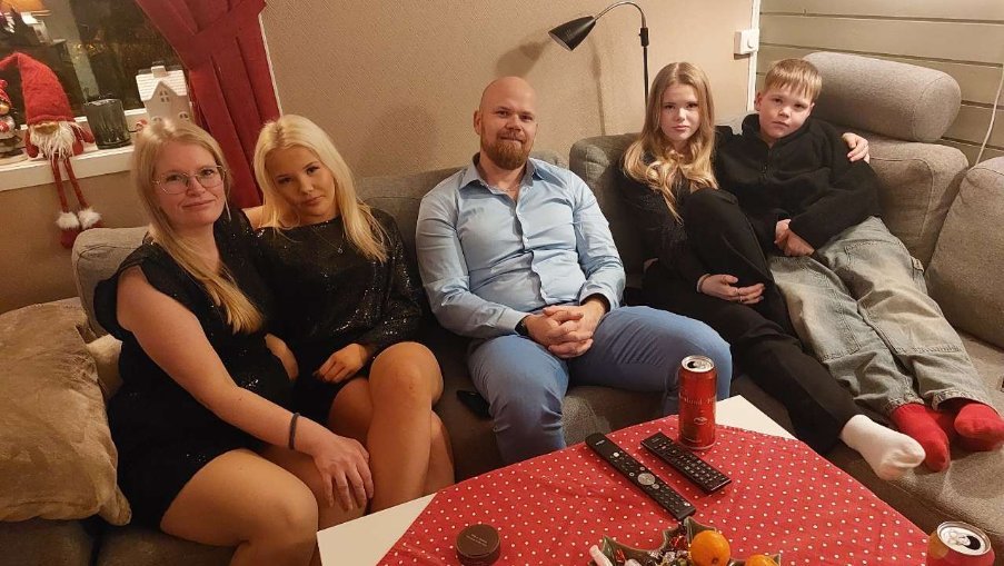 Dataspeling redda familien frå flammane