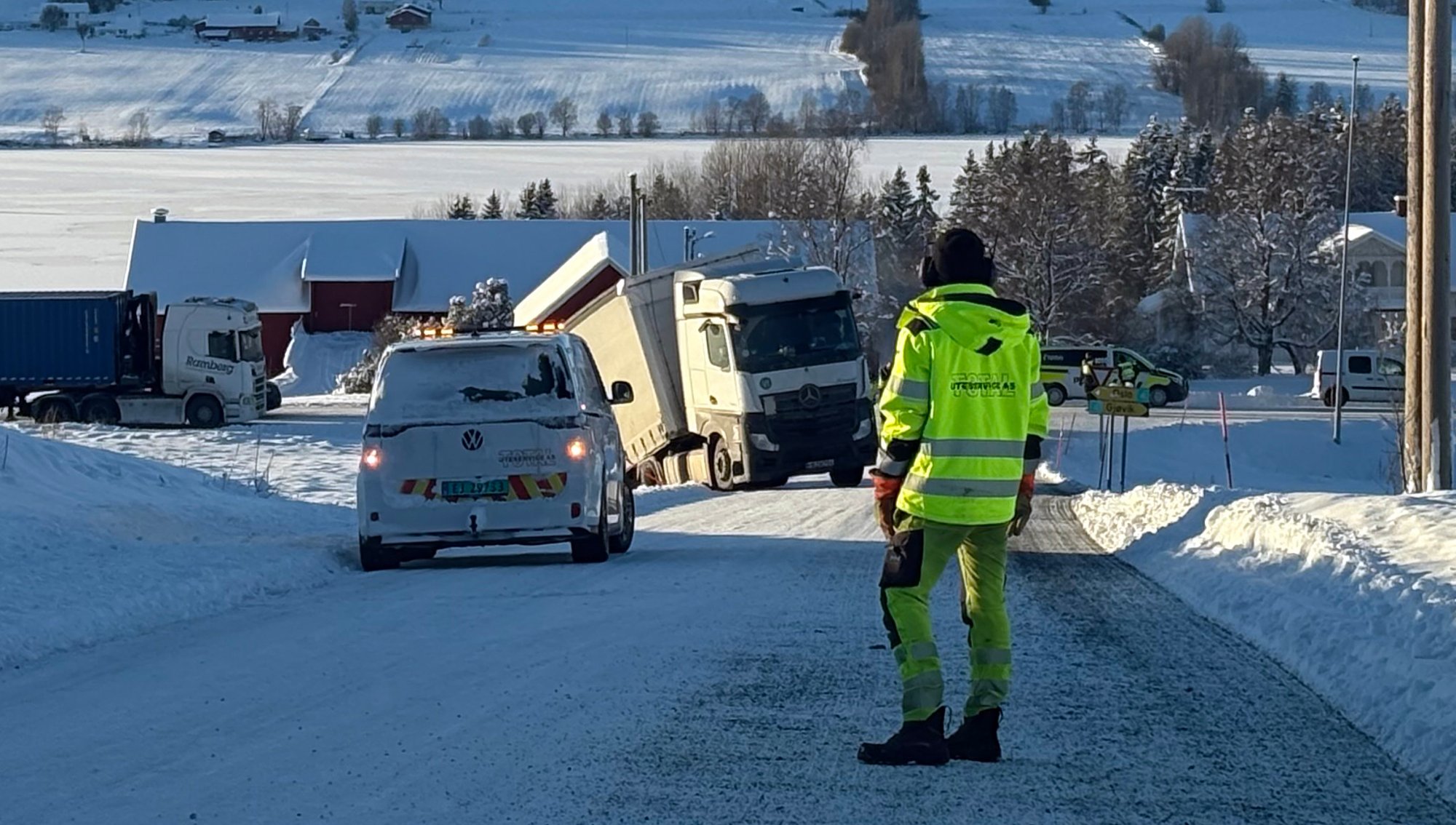 Lastebil-forening sterkt kritisk til veiforholdene på Toten 