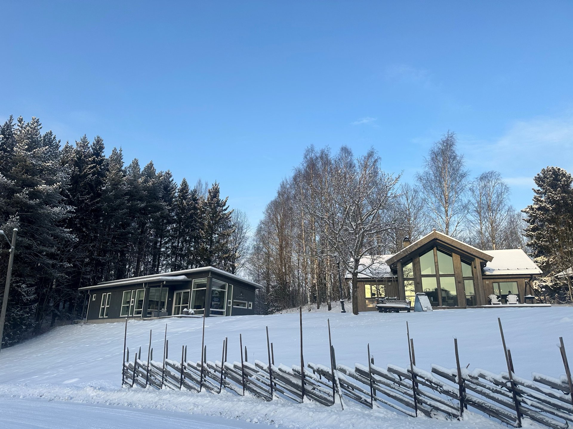 Hyttegigant permitterer ansatte: – Alvorlig situasjon