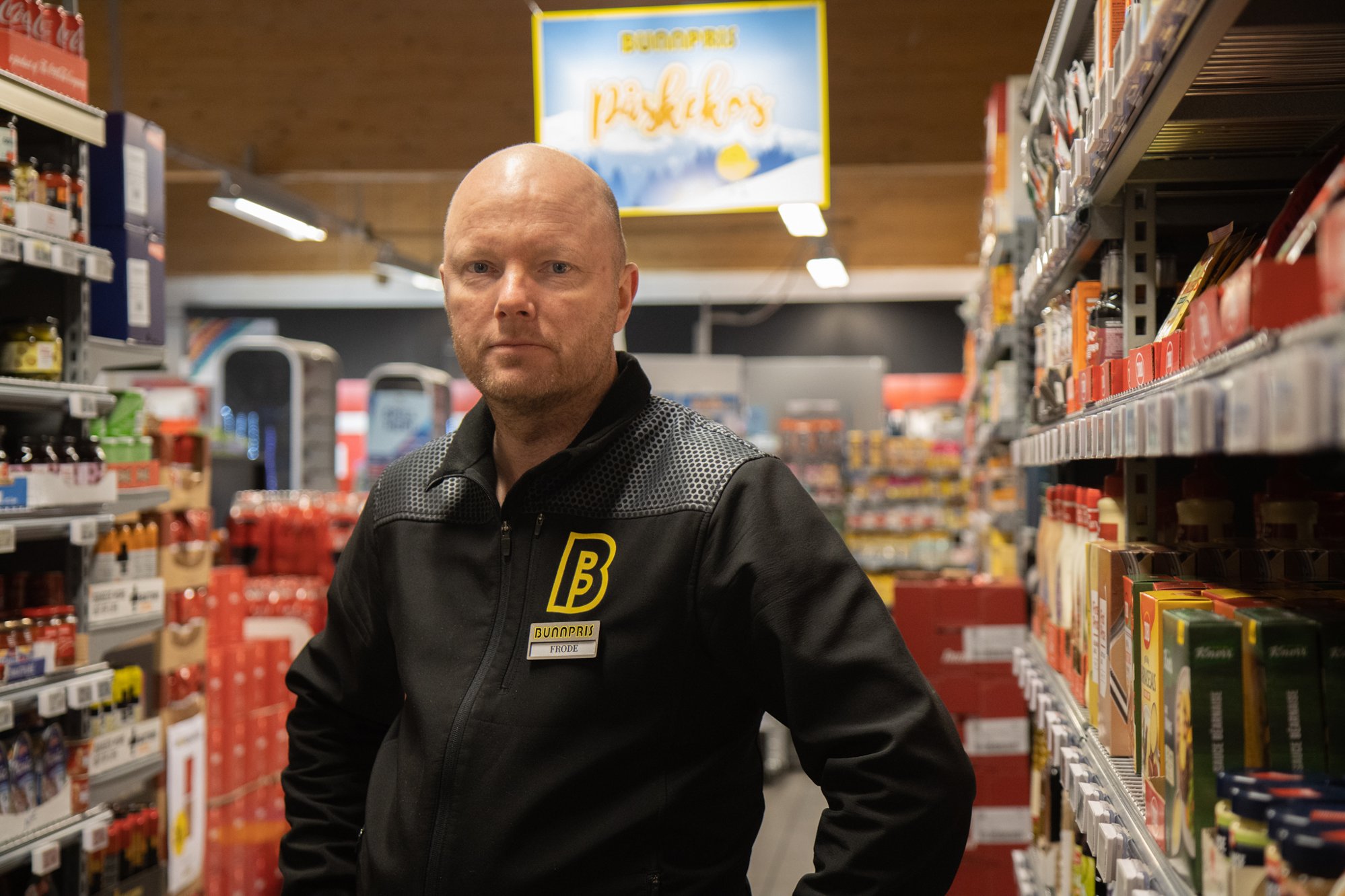 Han syter for at lokalsamfunnet får både brød og sirkus