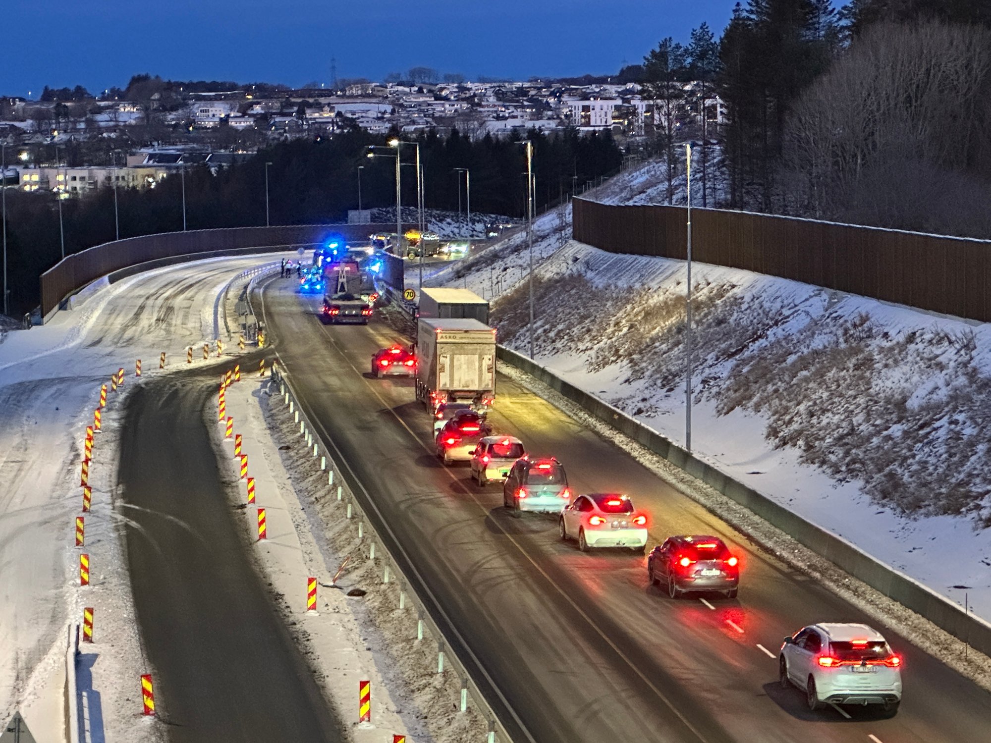 Kollisjon ved Bogafjell. Begge køyrefelt stengt på E39