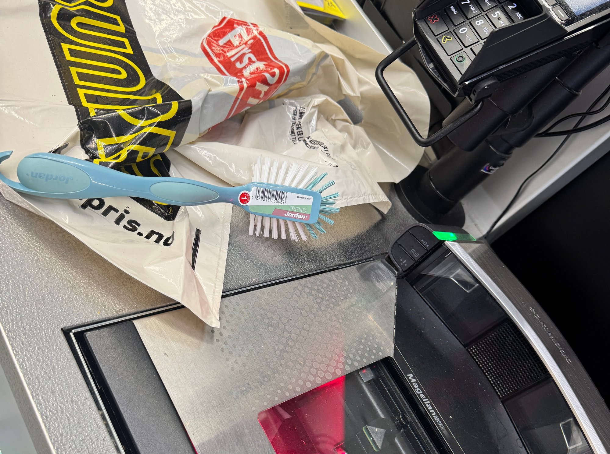 Svindyr snarvei: Oppvaskbørster til 5.000 kroner