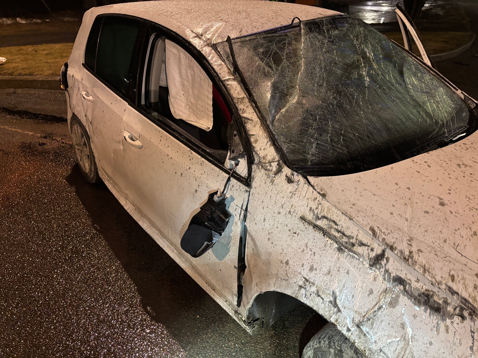 Tenåring krasjet stjålet pizzabil i Enebakk – nå er dommen klar