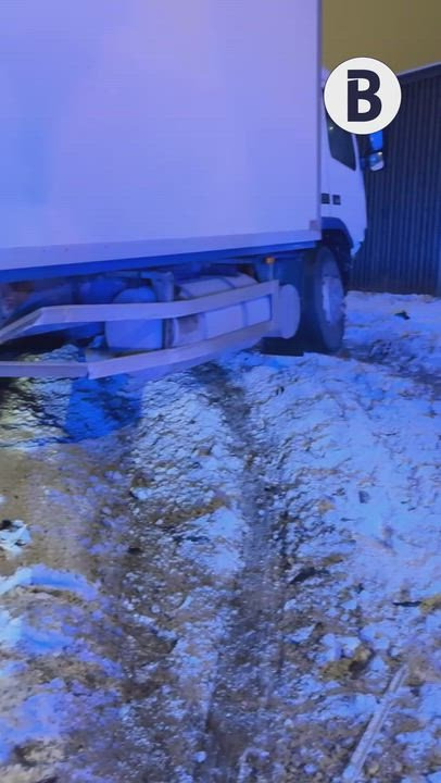 Ni biler i E18-ulykke ved Asker