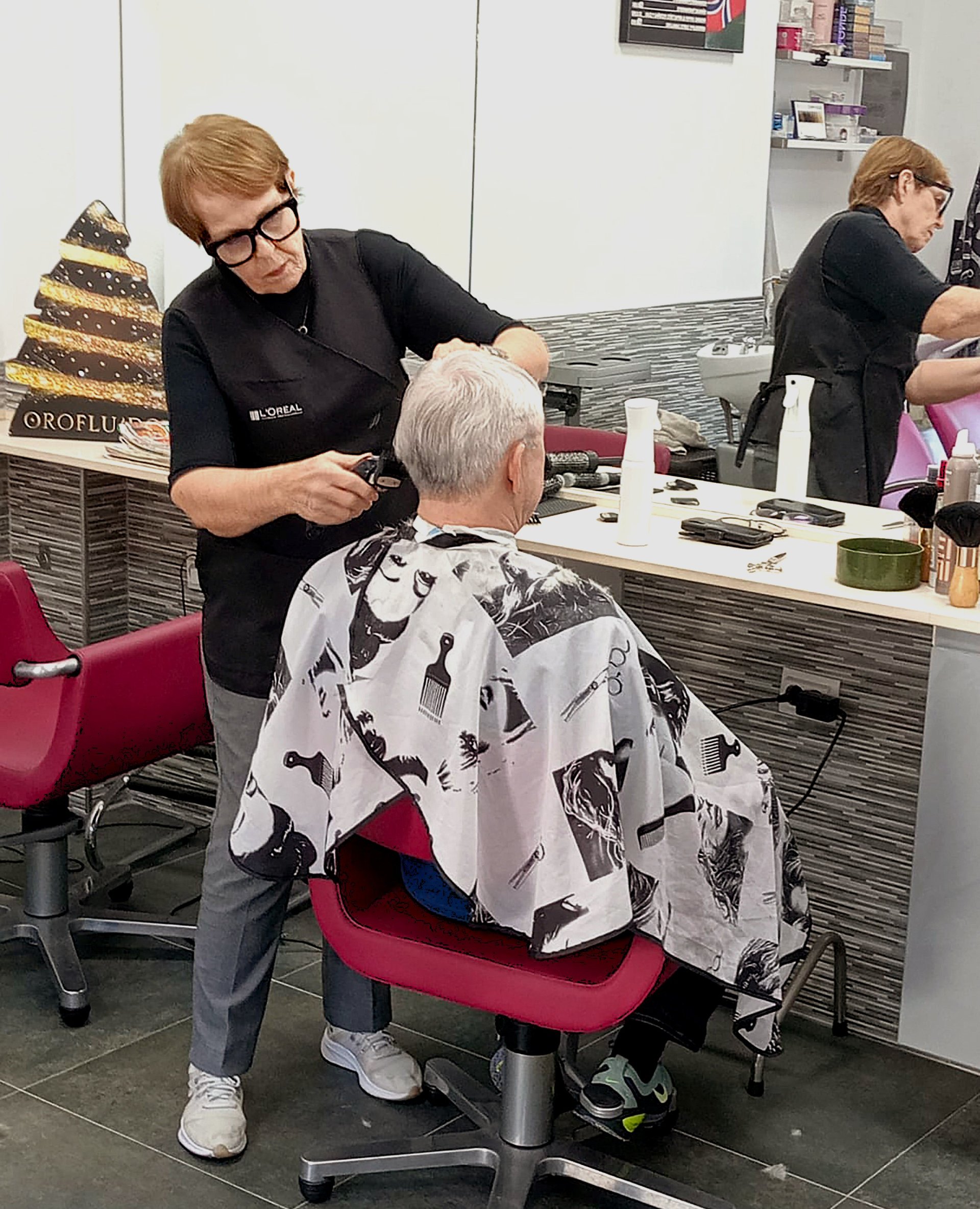 Bjørg (70) har klippet spanske pannelugger i 50 år