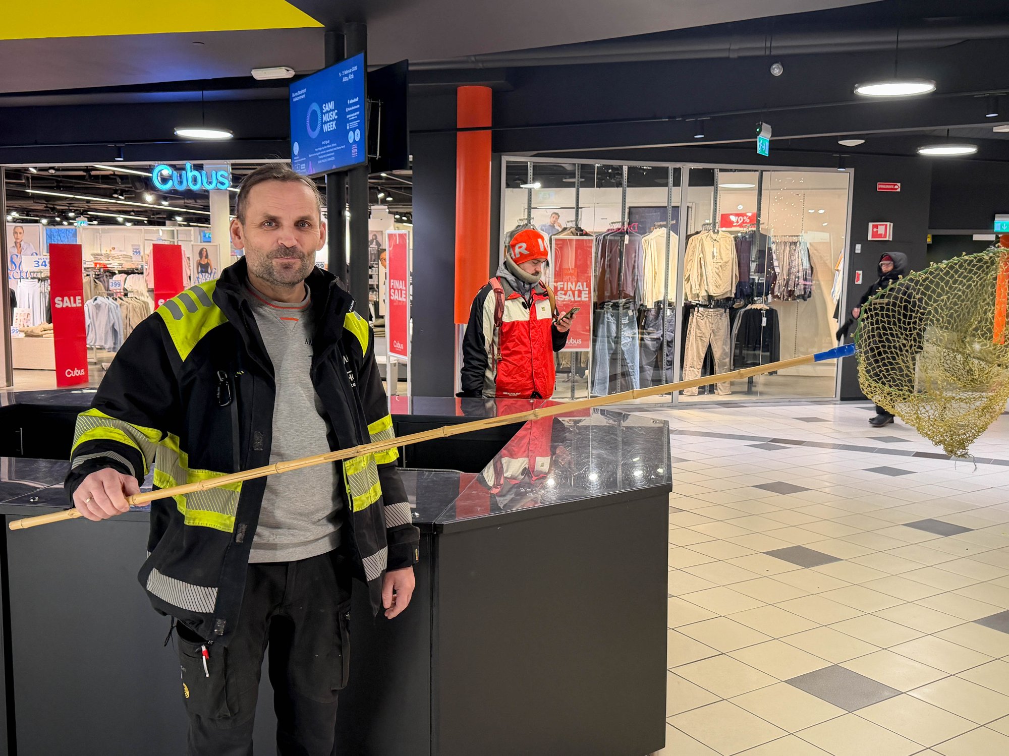 Trond jaktet uønsket besøk på Amfi: – Den der blir vanskelig å fange