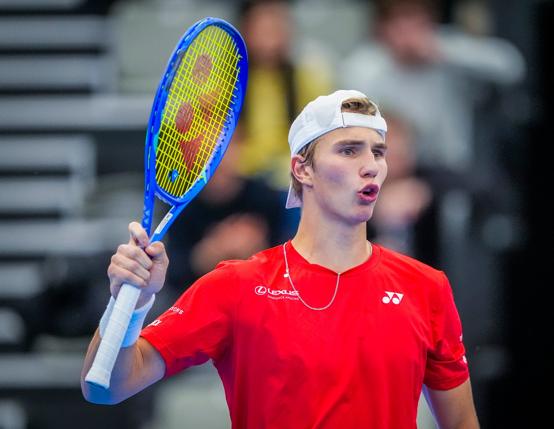 Kjær (19) nærmer seg milepæl etter ny seier