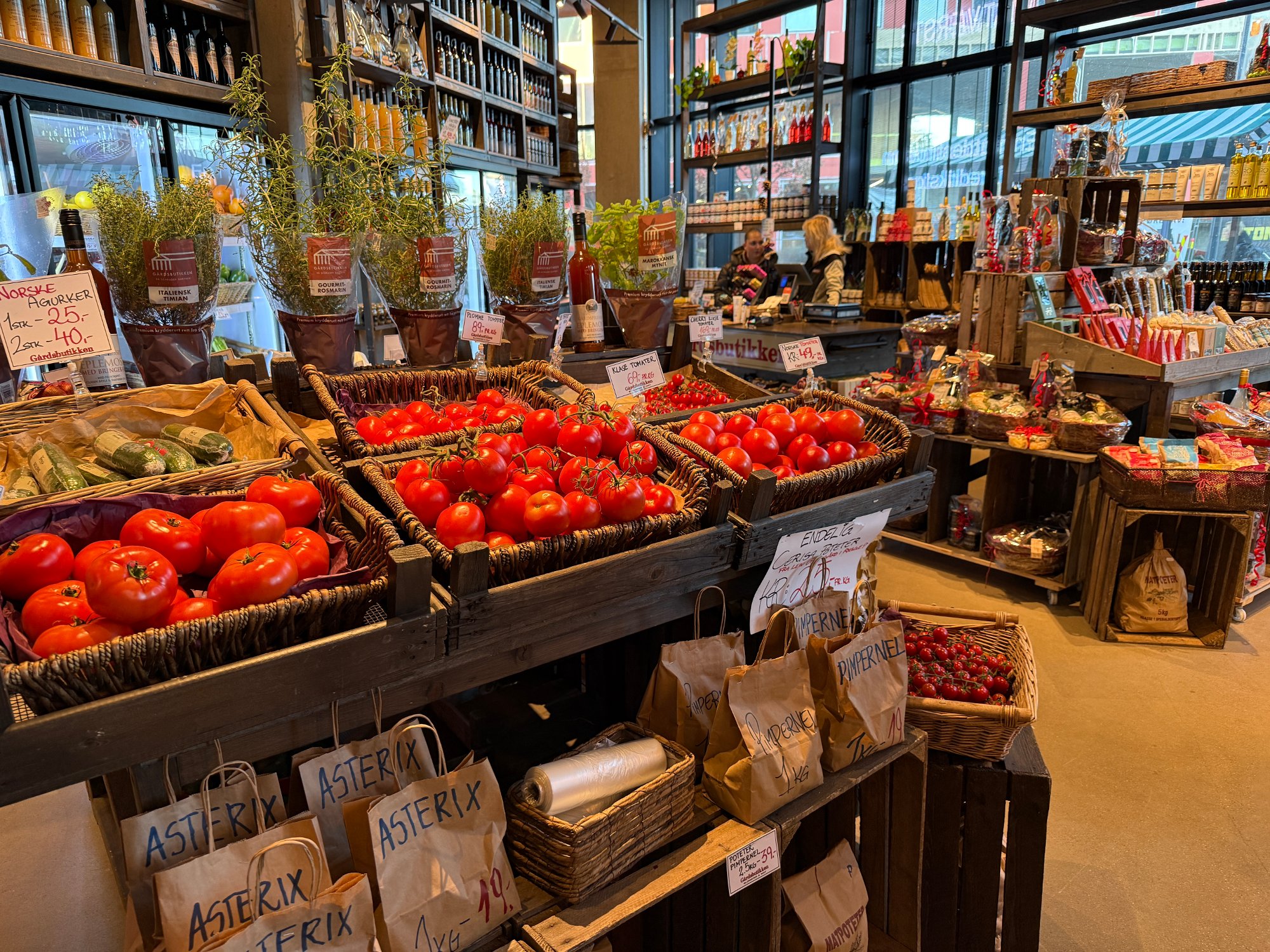 Legger ned butikk på Værste