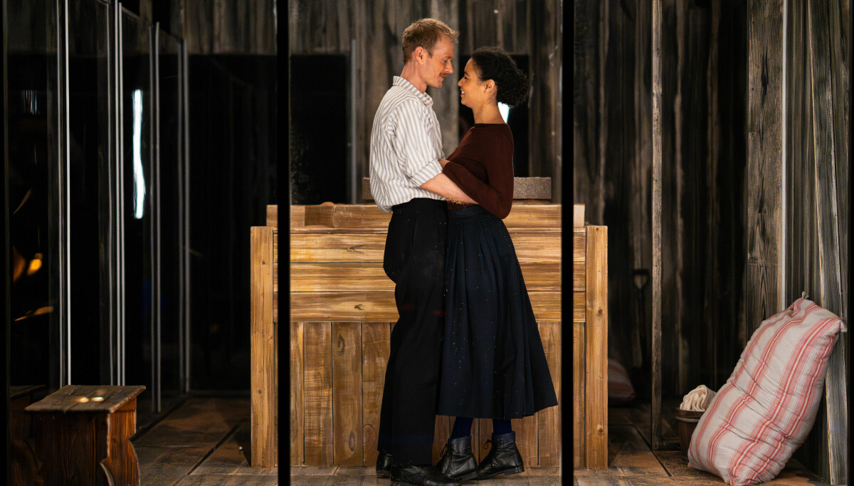 Begynner og slutter i mørket