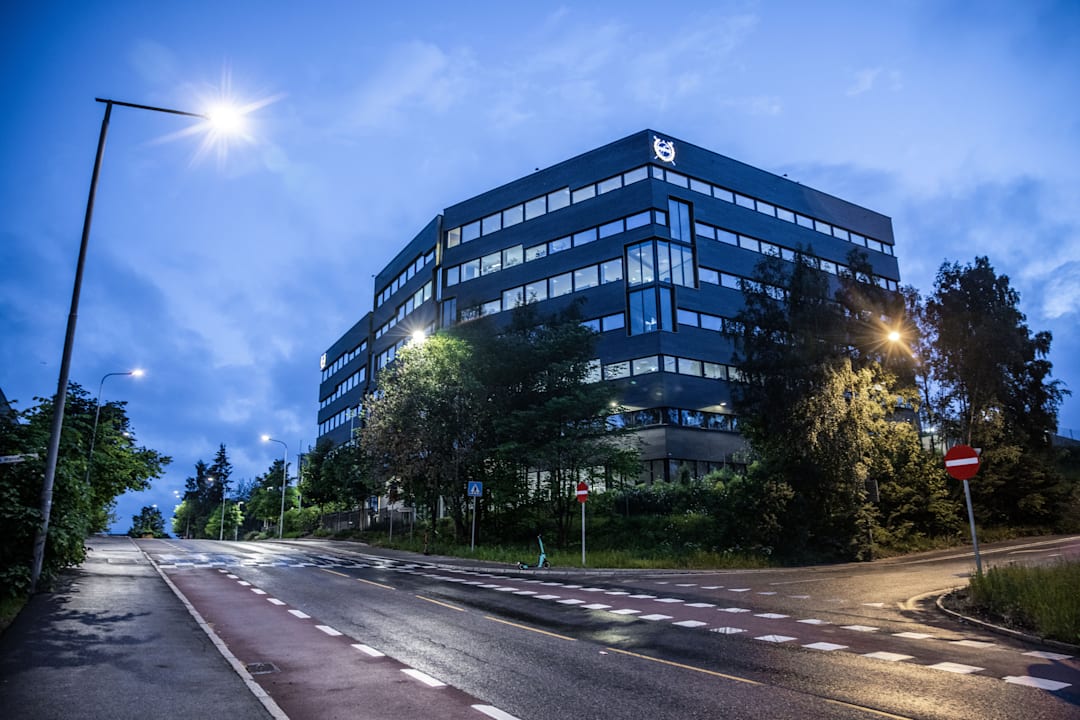 16-åring tiltalt for flere tilfeller av drapsplanlegging og medvirkning til drap