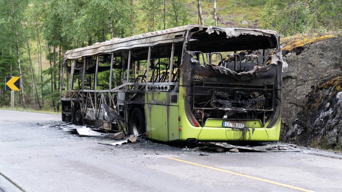 Bussbrannen i Nordre Follo: To har fått varige fysiske skader
