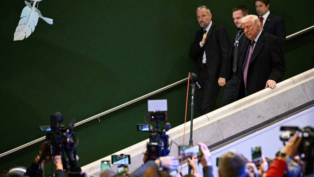 Zelenskyj: – Eitt år har gått og ingenting har endra seg