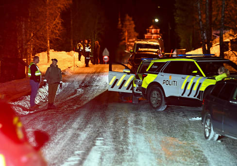 Fant død mann ved hovedveien i Namdalseid